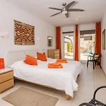 Ermita Villa *