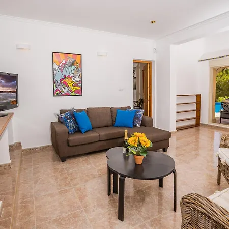 Ermita Villa